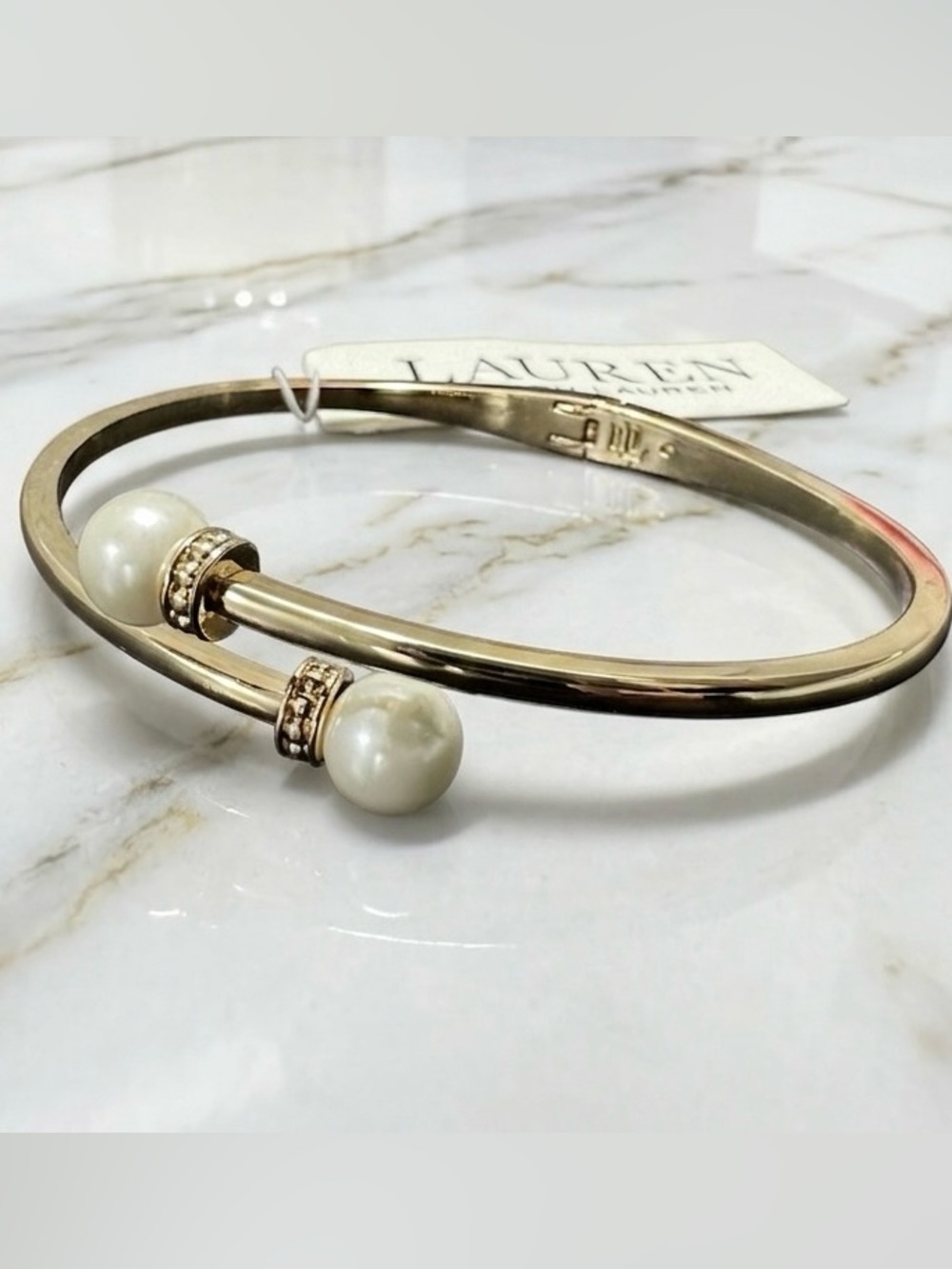 Lauren Ralph Lauren
Imitation Pearl Bypass Bangle Bracelet